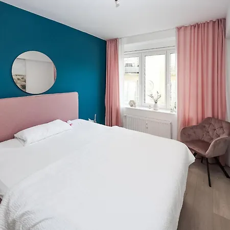 1 Bedroom Awesome In Lägenhet *